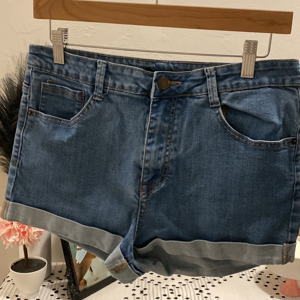 Size 31 blue Jean shorts